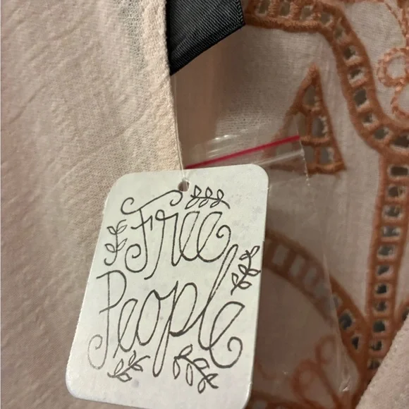Free People NWT Lace Hippie Blouse - Picture 6 of 7